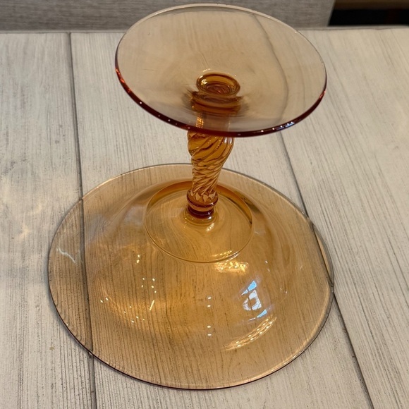 Amber Glass Compote dish with twisted stem - Picture 5 of 5
